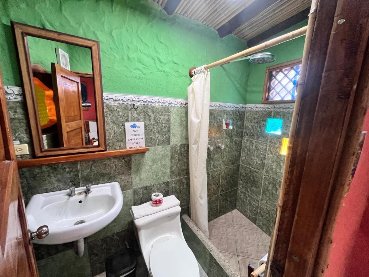 Lonesome George Ecolodge Puerto Ayora  Esterno foto