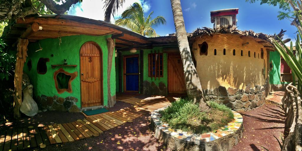 Lonesome George Ecolodge Puerto Ayora  Esterno foto