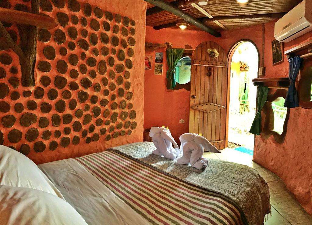 Lonesome George Ecolodge Puerto Ayora  Esterno foto