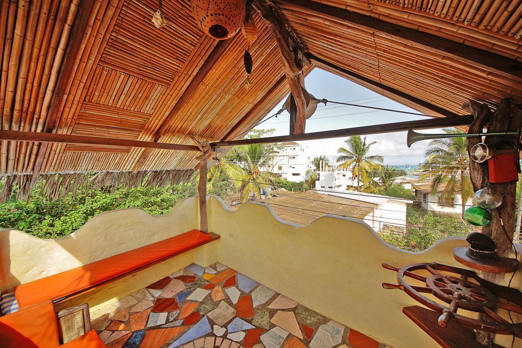 Lonesome George Ecolodge Puerto Ayora  Esterno foto