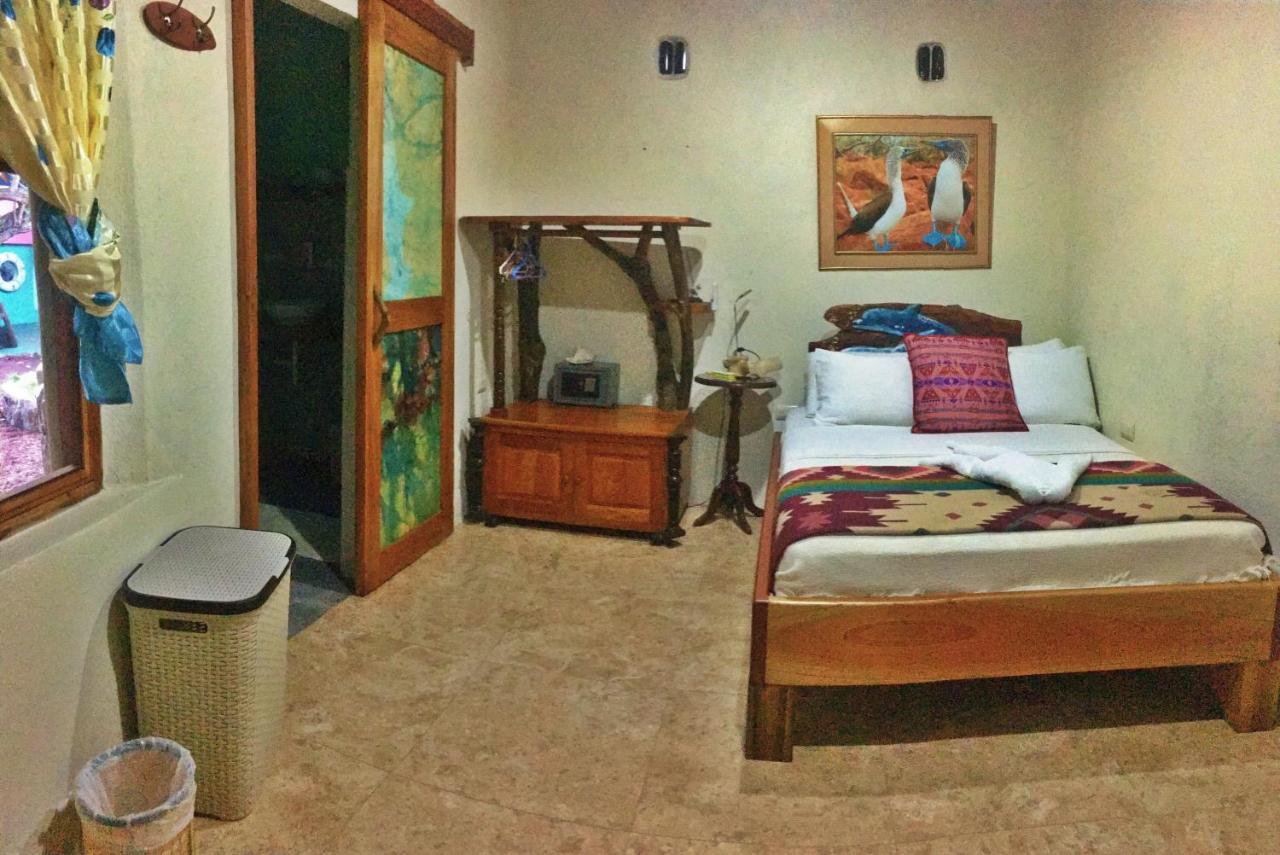 Lonesome George Ecolodge Puerto Ayora  Esterno foto